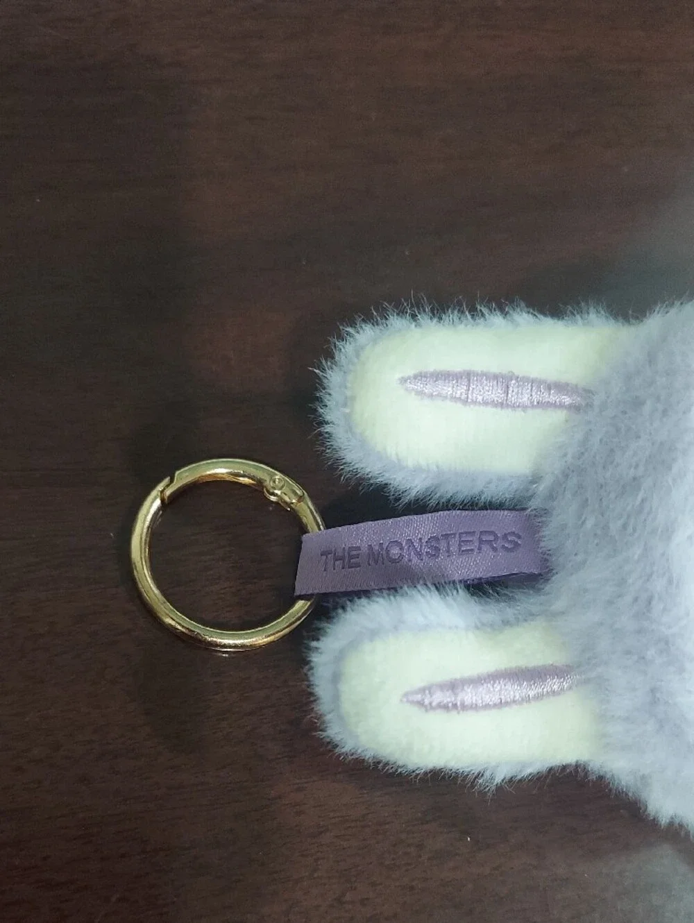 ❤️ Pop Mart The MONSTERS  Have A Seat - Zizi Keychain